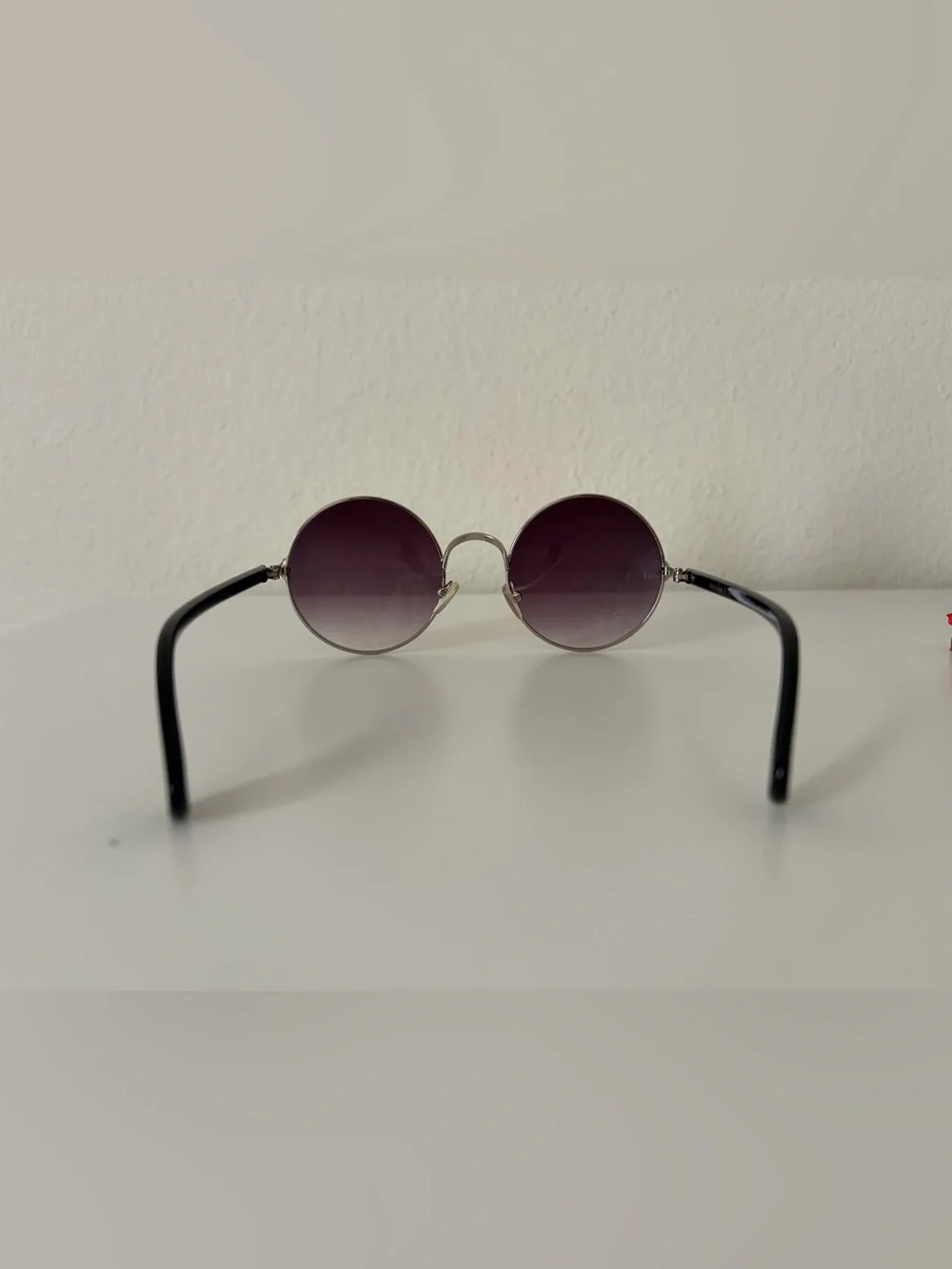 Assorted Women's Fashion Sunglasses - Pink, Black, Green, Rose, Purple